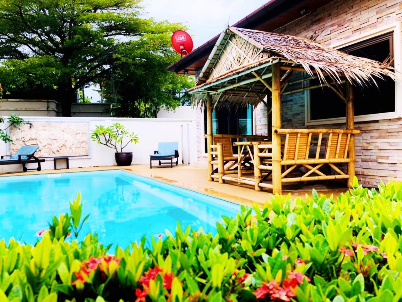 Thai Family Rawai Swimming Pool Villa Hotel Extérieur photo
